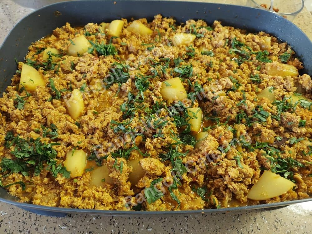 Chicken Kheema, homestyle Indian catering